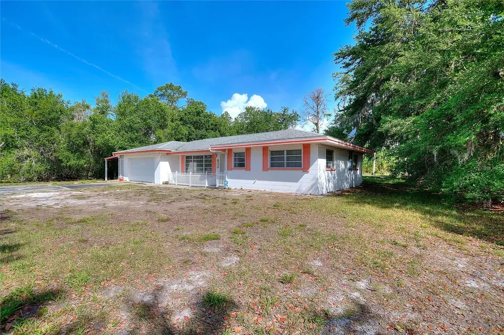4370 Bougainville Drive Indian Lake Estates FL 33855