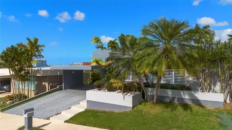 K-20 Calle 1, Mansiones De Villanova San Juan PR 00926