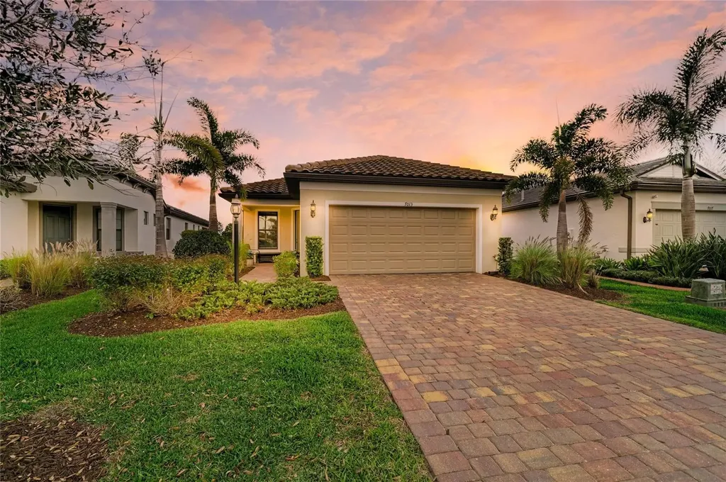 7013 Hanover Court Lakewood Ranch FL 34202