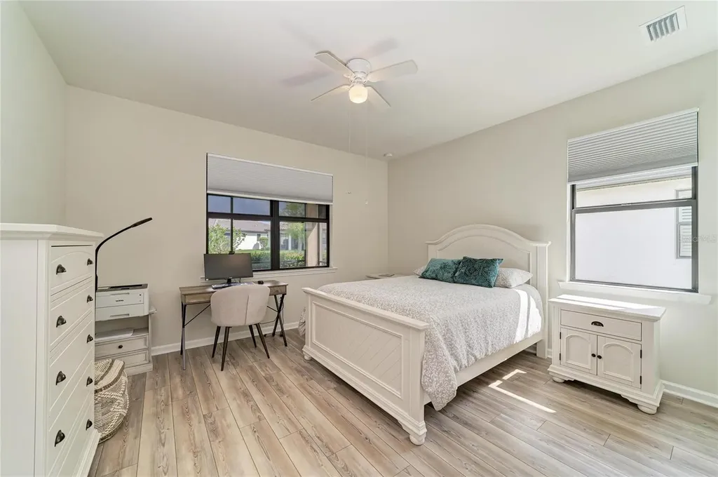7013 Hanover Court Lakewood Ranch FL 34202