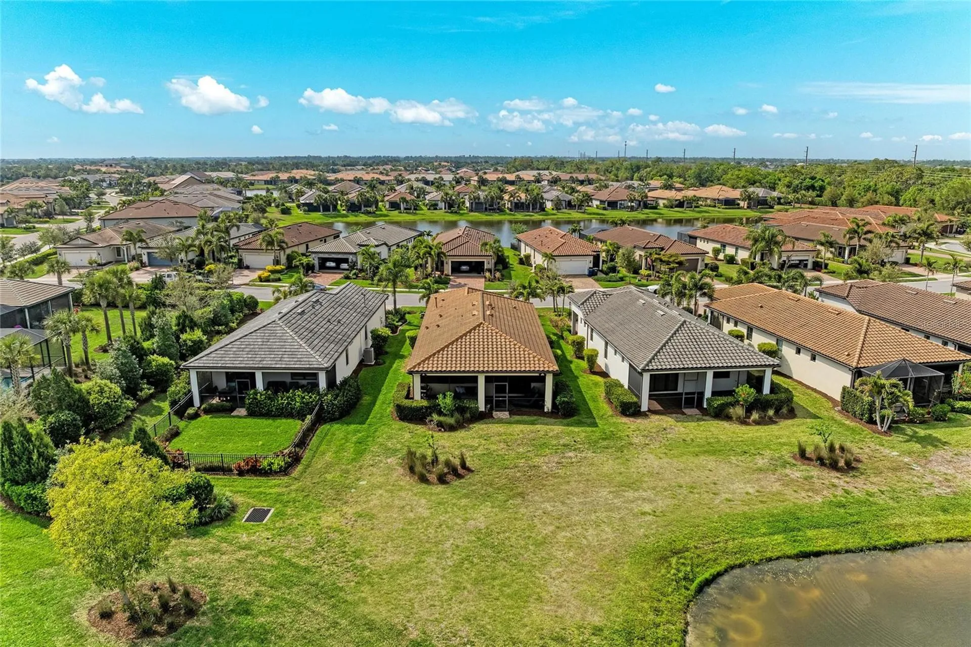 7013 Hanover Court Lakewood Ranch FL 34202
