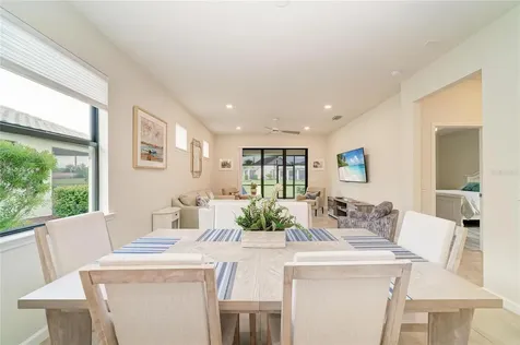 7013 Hanover Court Lakewood Ranch FL 34202