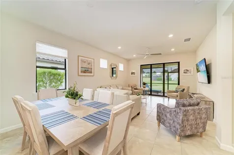 7013 Hanover Court Lakewood Ranch FL 34202
