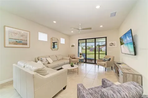 7013 Hanover Court Lakewood Ranch FL 34202