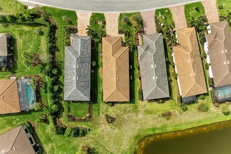 7013 Hanover Court Lakewood Ranch FL 34202