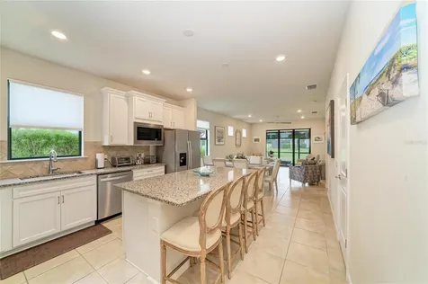 7013 Hanover Court Lakewood Ranch FL 34202