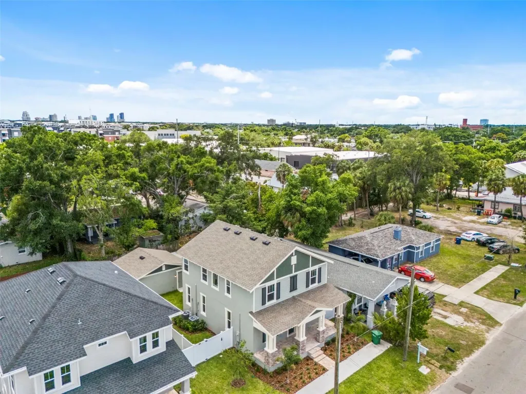 1526 W Arch Street Tampa FL 33607