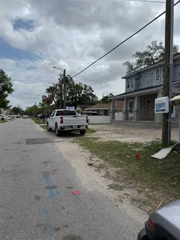 1526 W Arch Street Tampa FL 33607