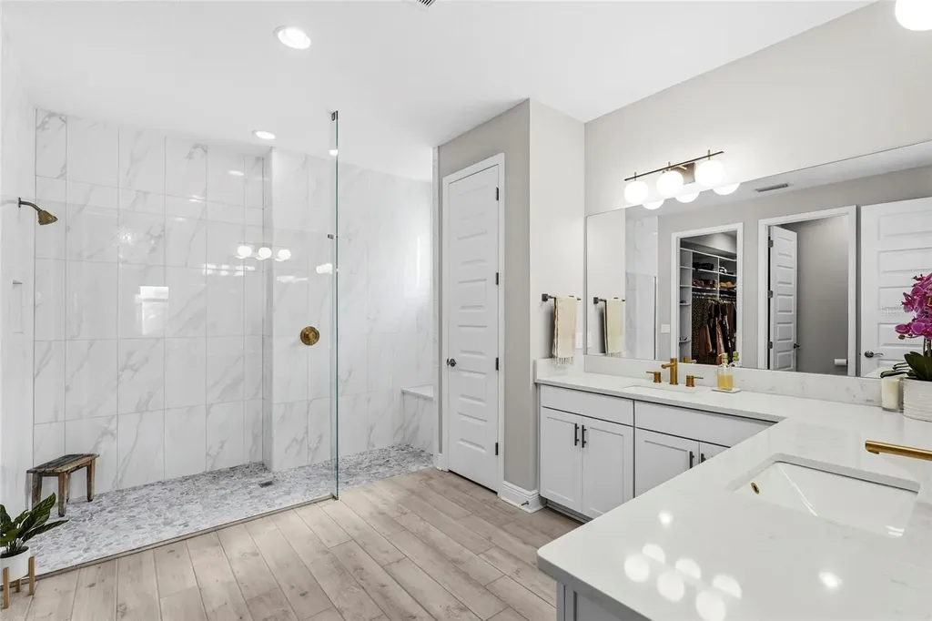 4762 Antrim Drive Sarasota FL 34240