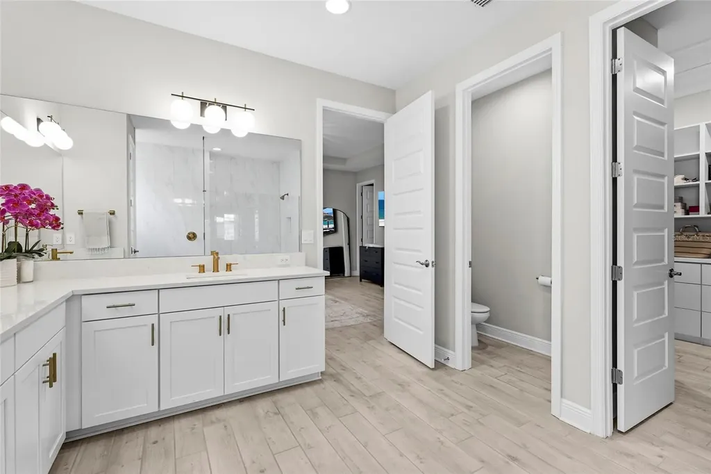 4762 Antrim Drive Sarasota FL 34240