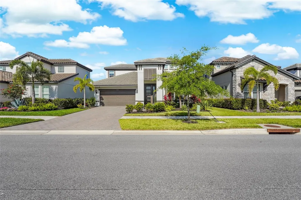 4762 Antrim Drive Sarasota FL 34240