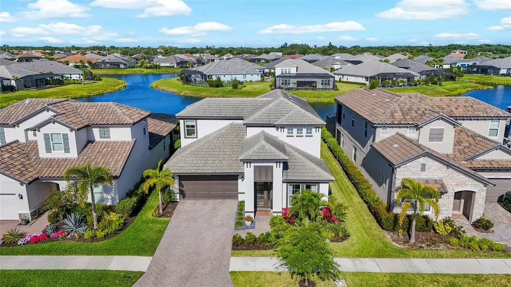 4762 Antrim Drive Sarasota FL 34240