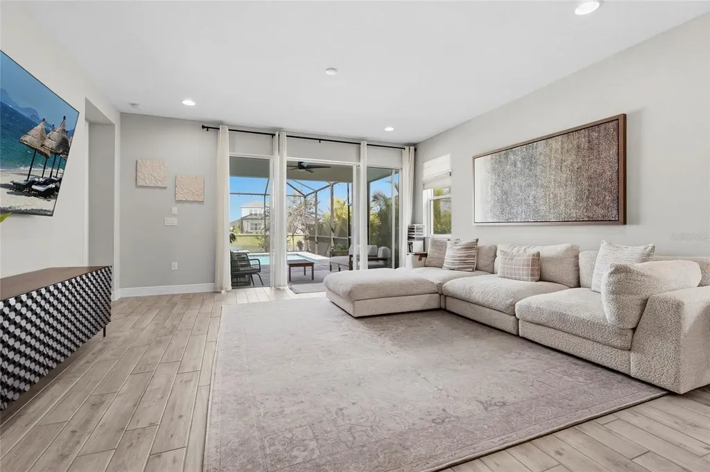 4762 Antrim Drive Sarasota FL 34240