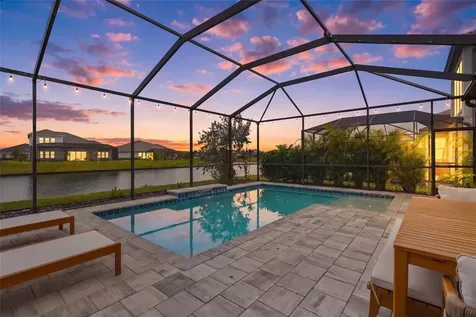 4762 Antrim Drive Sarasota FL 34240