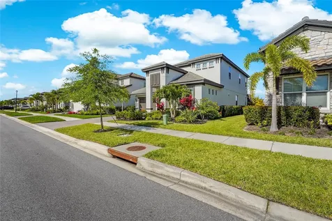4762 Antrim Drive Sarasota FL 34240