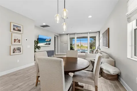 4762 Antrim Drive Sarasota FL 34240