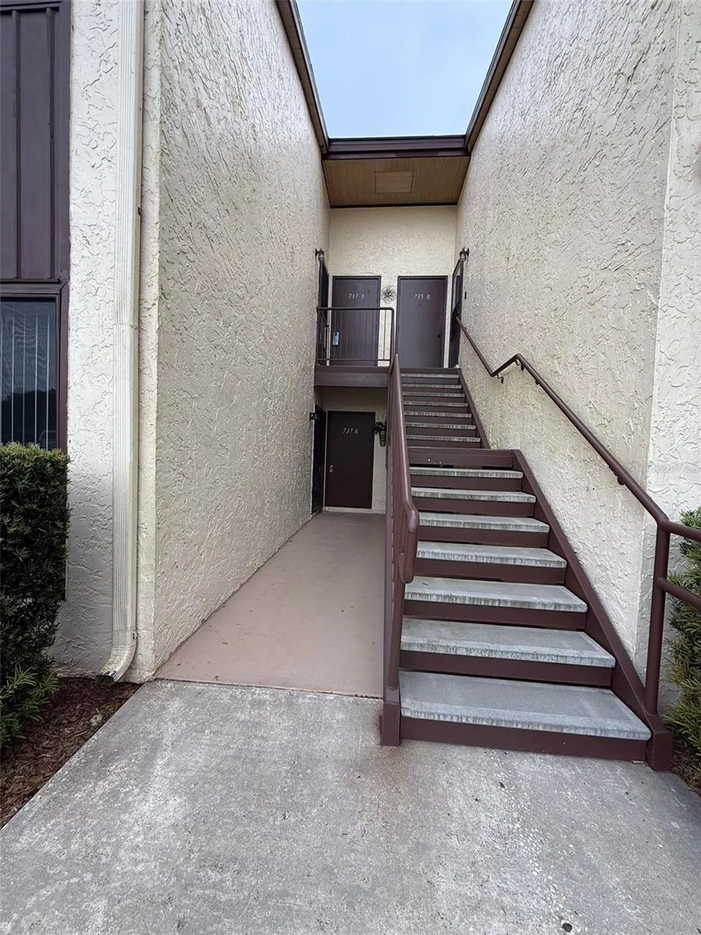 737 Midway Drive Ocala FL 34472