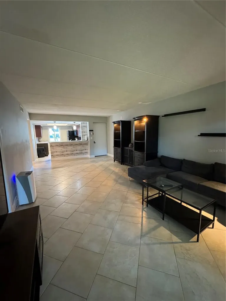 109 Pine Court Oldsmar FL 34677