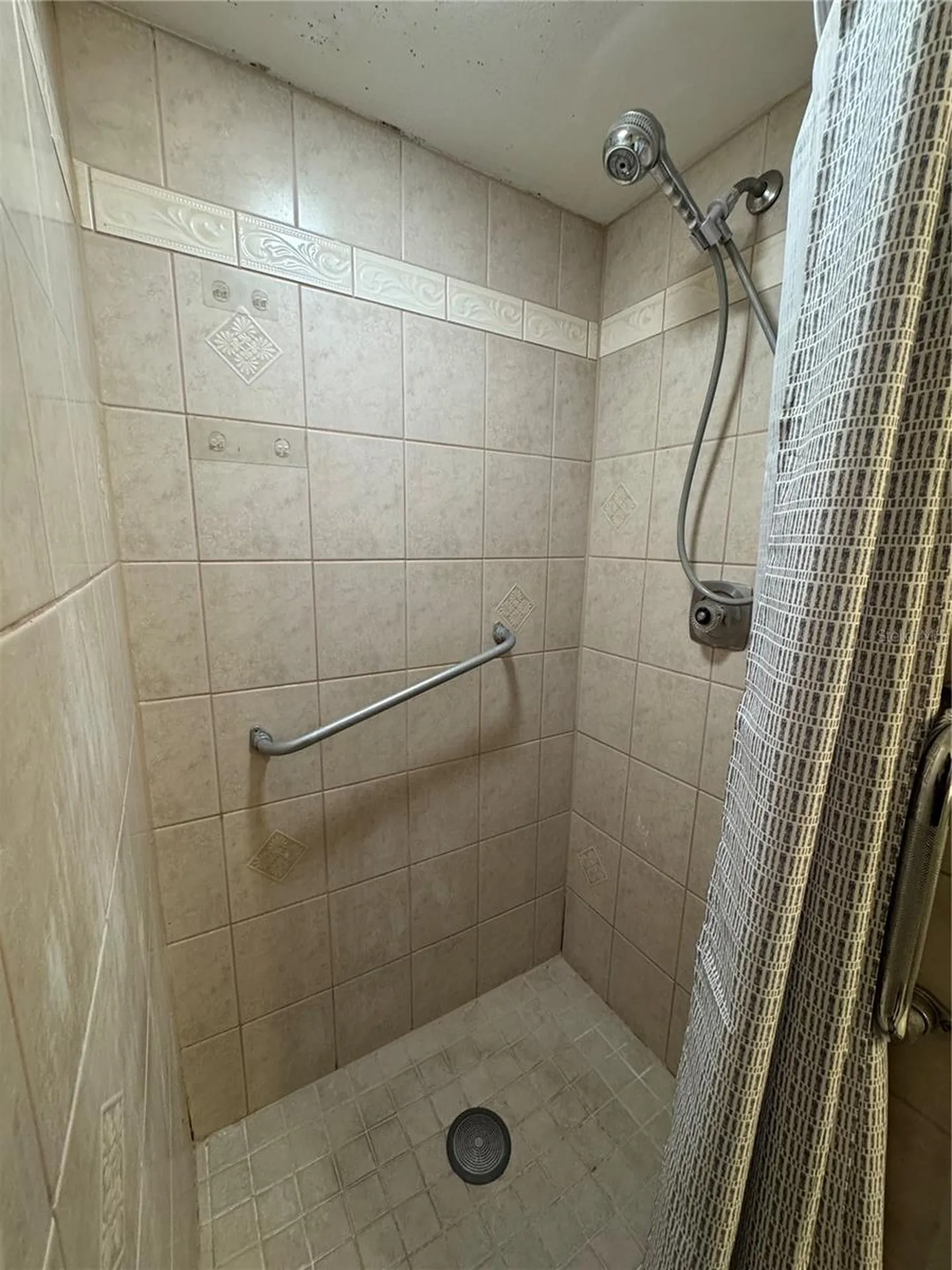 109 Pine Court Oldsmar FL 34677