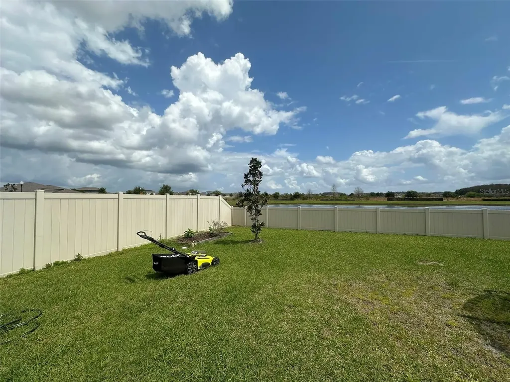 373 Pineywoods Street St Cloud FL 34772