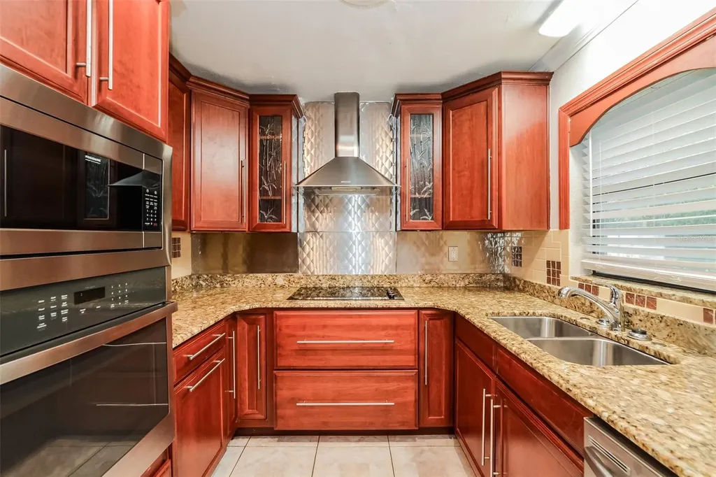 525 Susan Drive Lakeland FL 33803