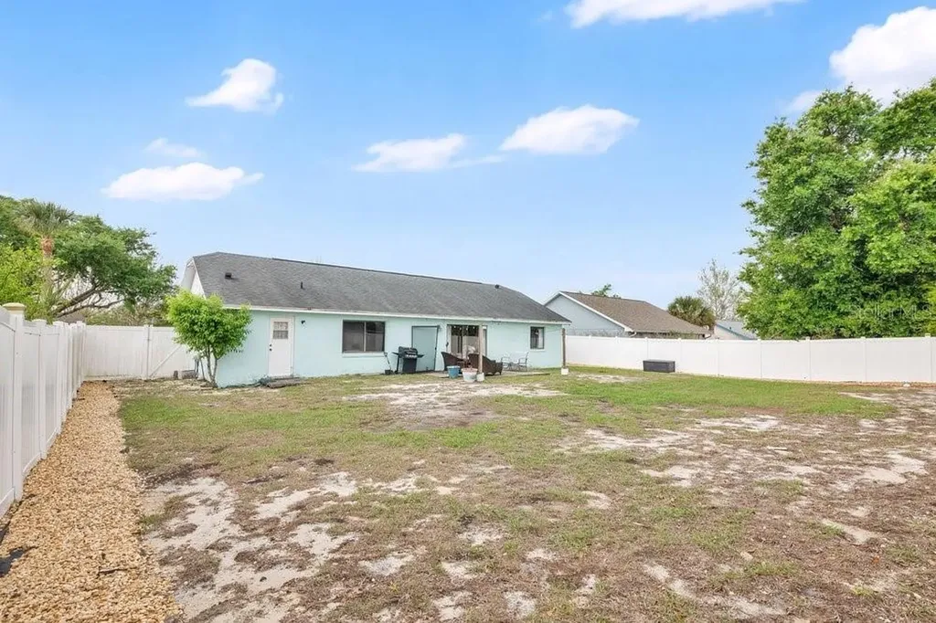 144 Hilltop Street Davenport FL 33837
