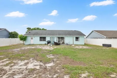 144 Hilltop Street Davenport FL 33837