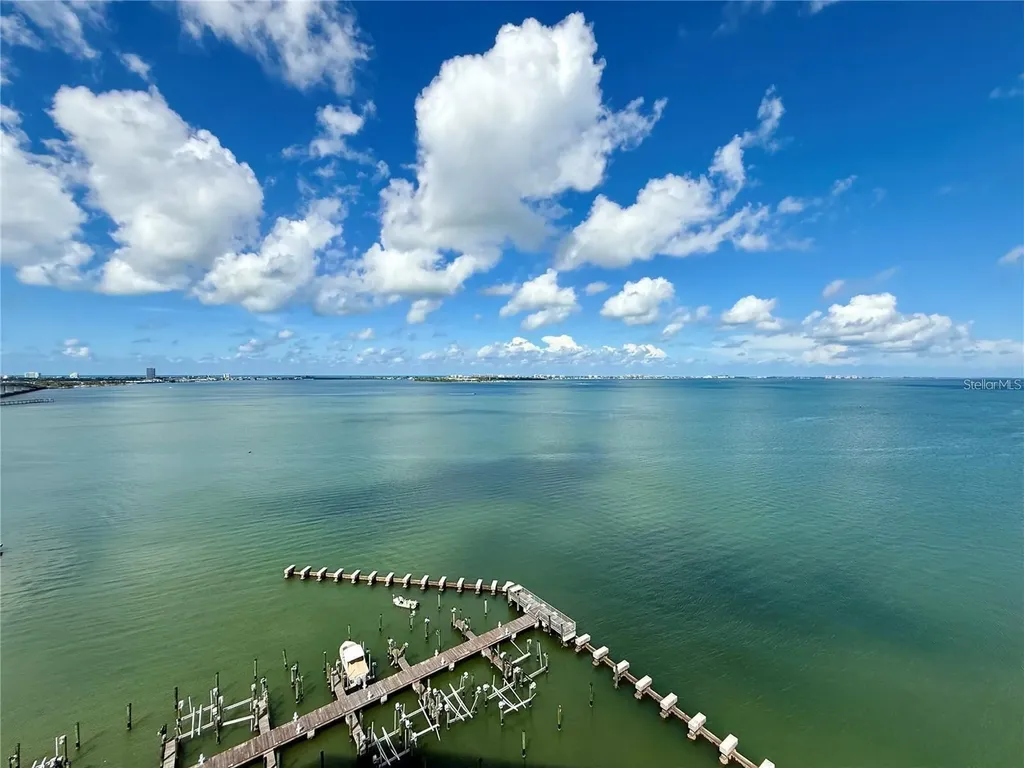 988 Boulevard Of The Arts Boulevard Sarasota FL 34236