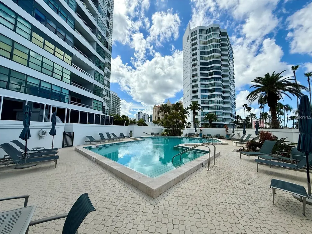 988 Boulevard Of The Arts Boulevard Sarasota FL 34236