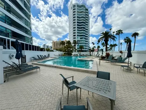 988 Boulevard Of The Arts Boulevard Sarasota FL 34236