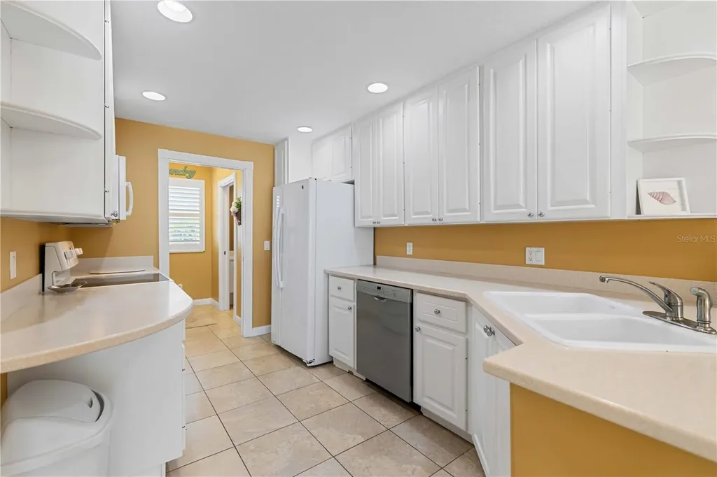 1430 Burgos Drive Sarasota FL 34238