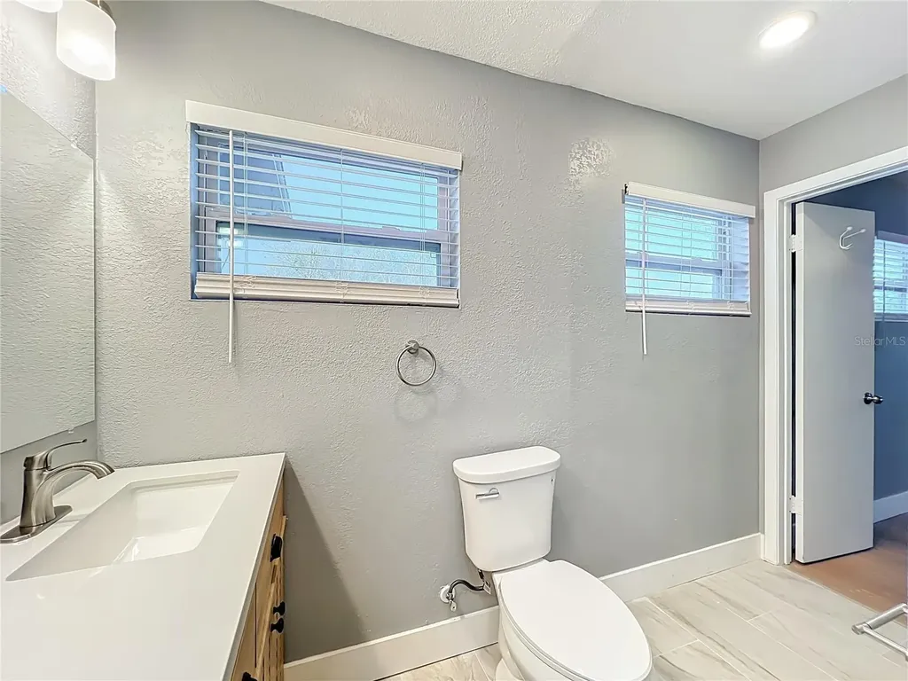 5508 Tartan Drive Orlando FL 32807