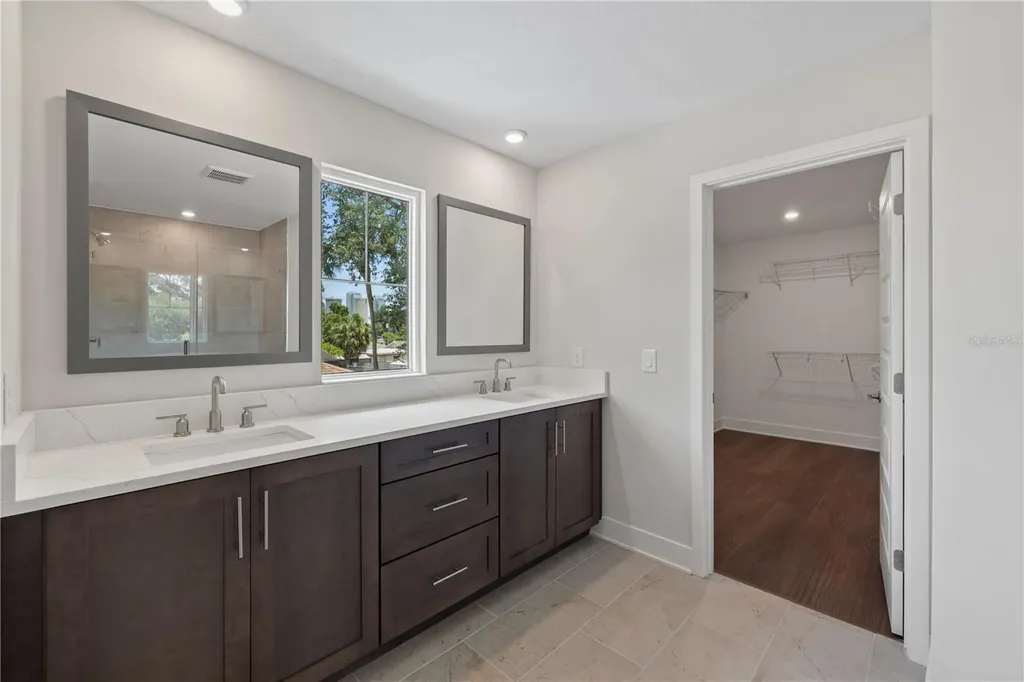 1522 W Arch Street Tampa FL 33607