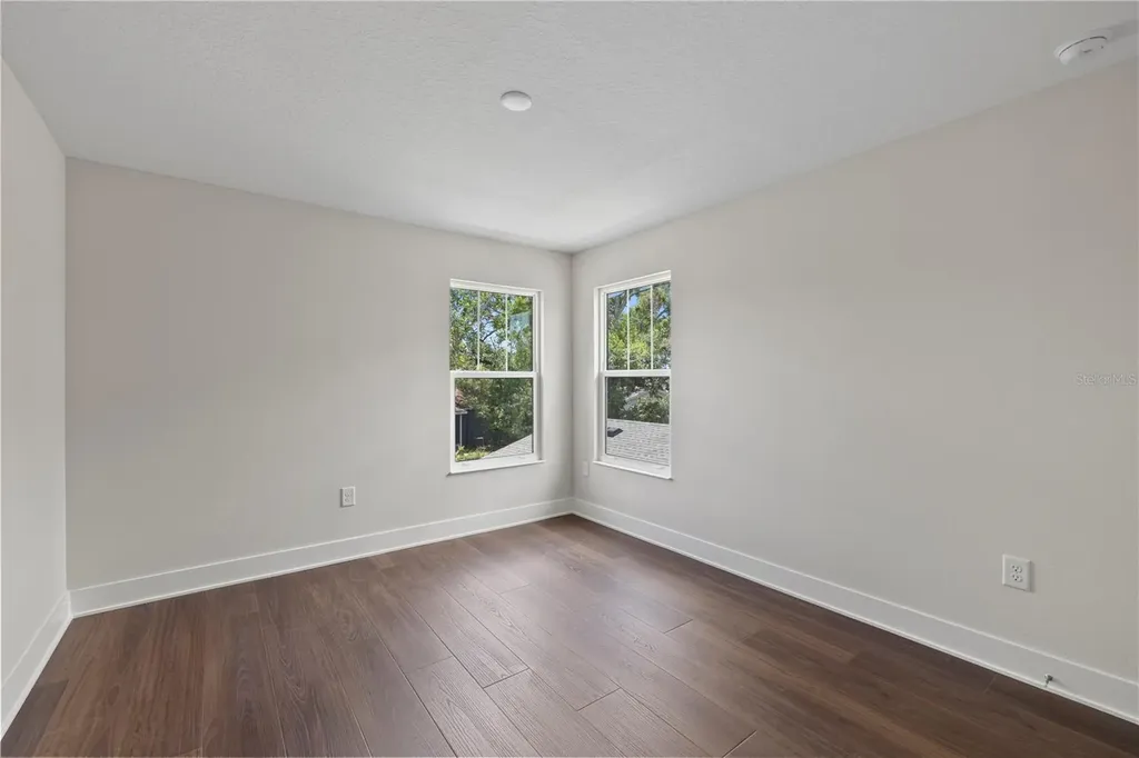1522 W Arch Street Tampa FL 33607