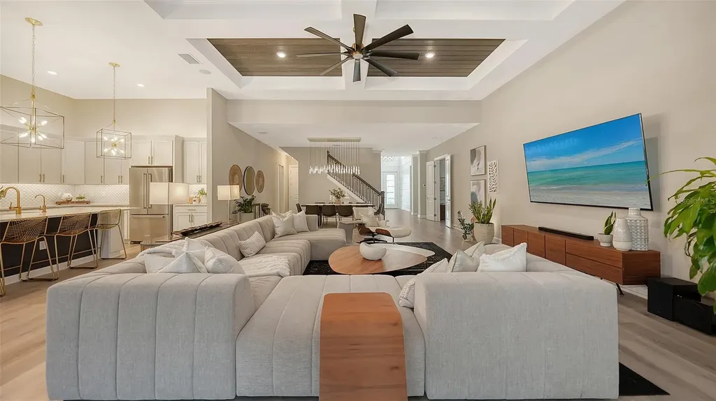 7872 Mainsail Lane Sarasota FL 34240