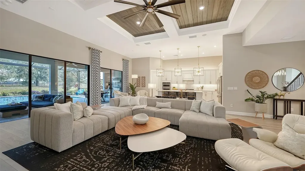 7872 Mainsail Lane Sarasota FL 34240