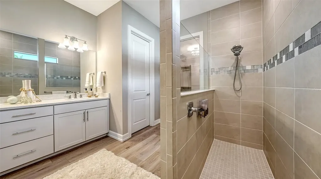 7872 Mainsail Lane Sarasota FL 34240