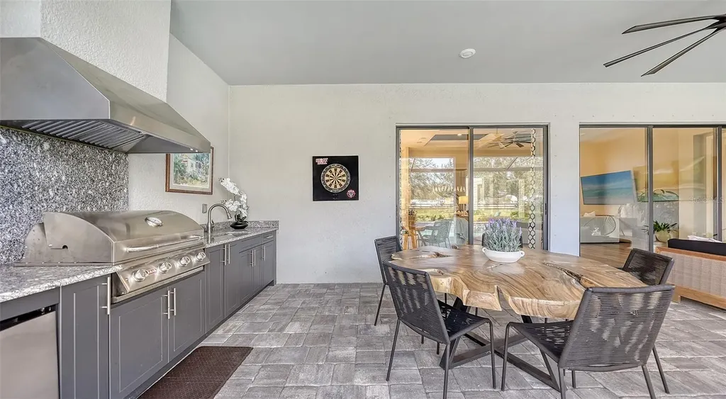 7872 Mainsail Lane Sarasota FL 34240