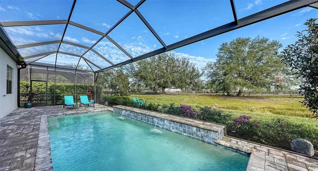 7872 Mainsail Lane Sarasota FL 34240