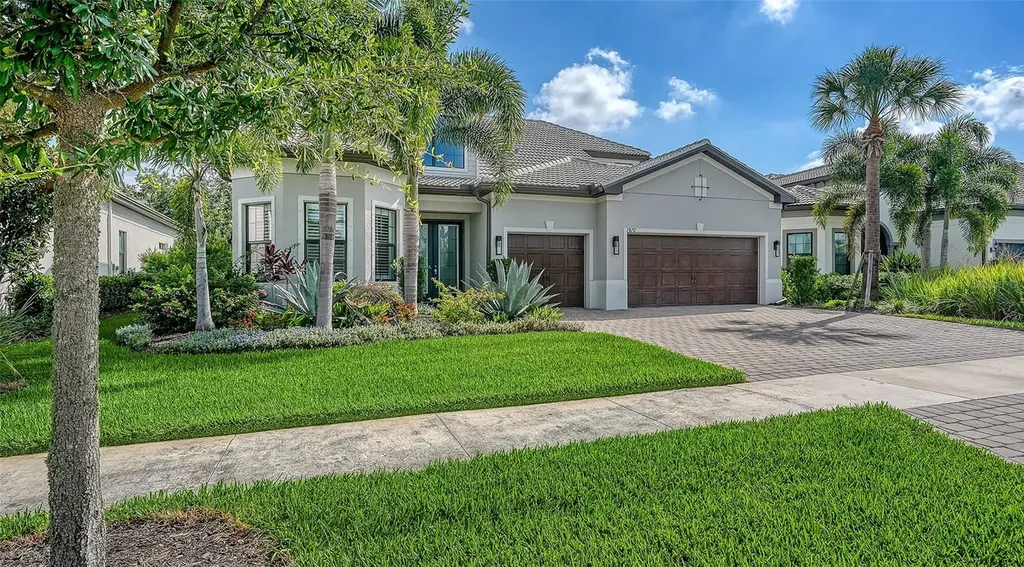 7872 Mainsail Lane Sarasota FL 34240