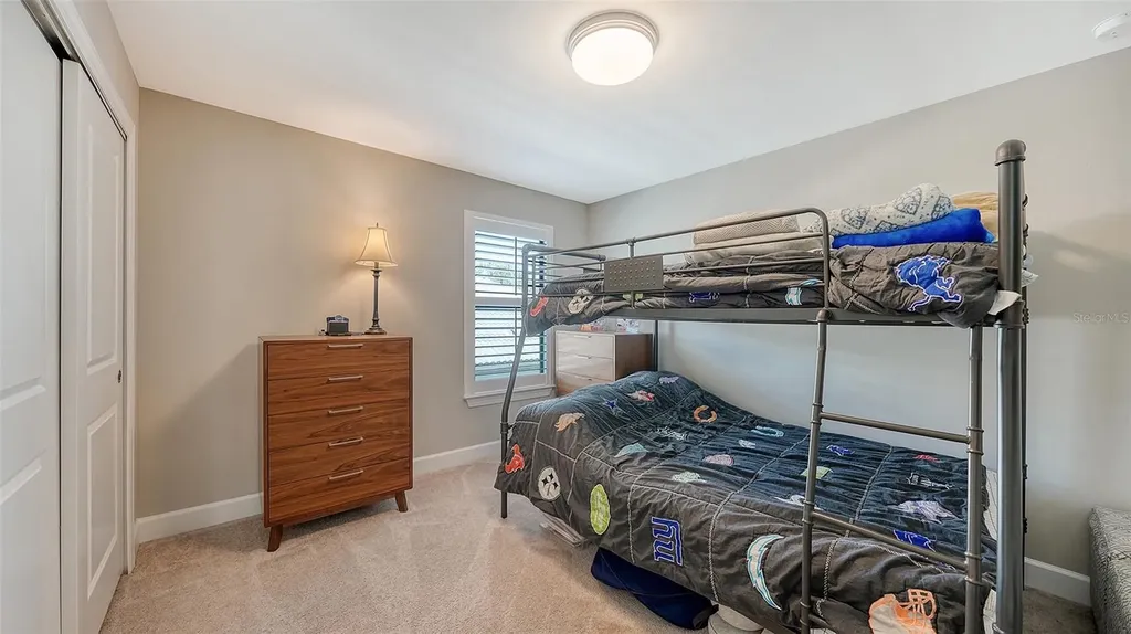 7872 Mainsail Lane Sarasota FL 34240