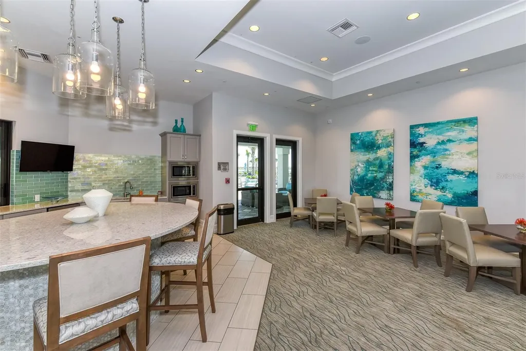 7872 Mainsail Lane Sarasota FL 34240