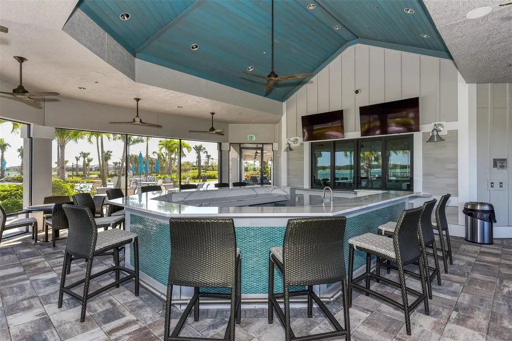 7872 Mainsail Lane Sarasota FL 34240