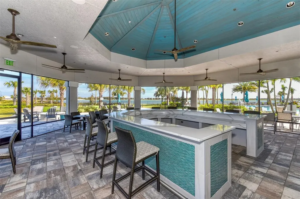 7872 Mainsail Lane Sarasota FL 34240