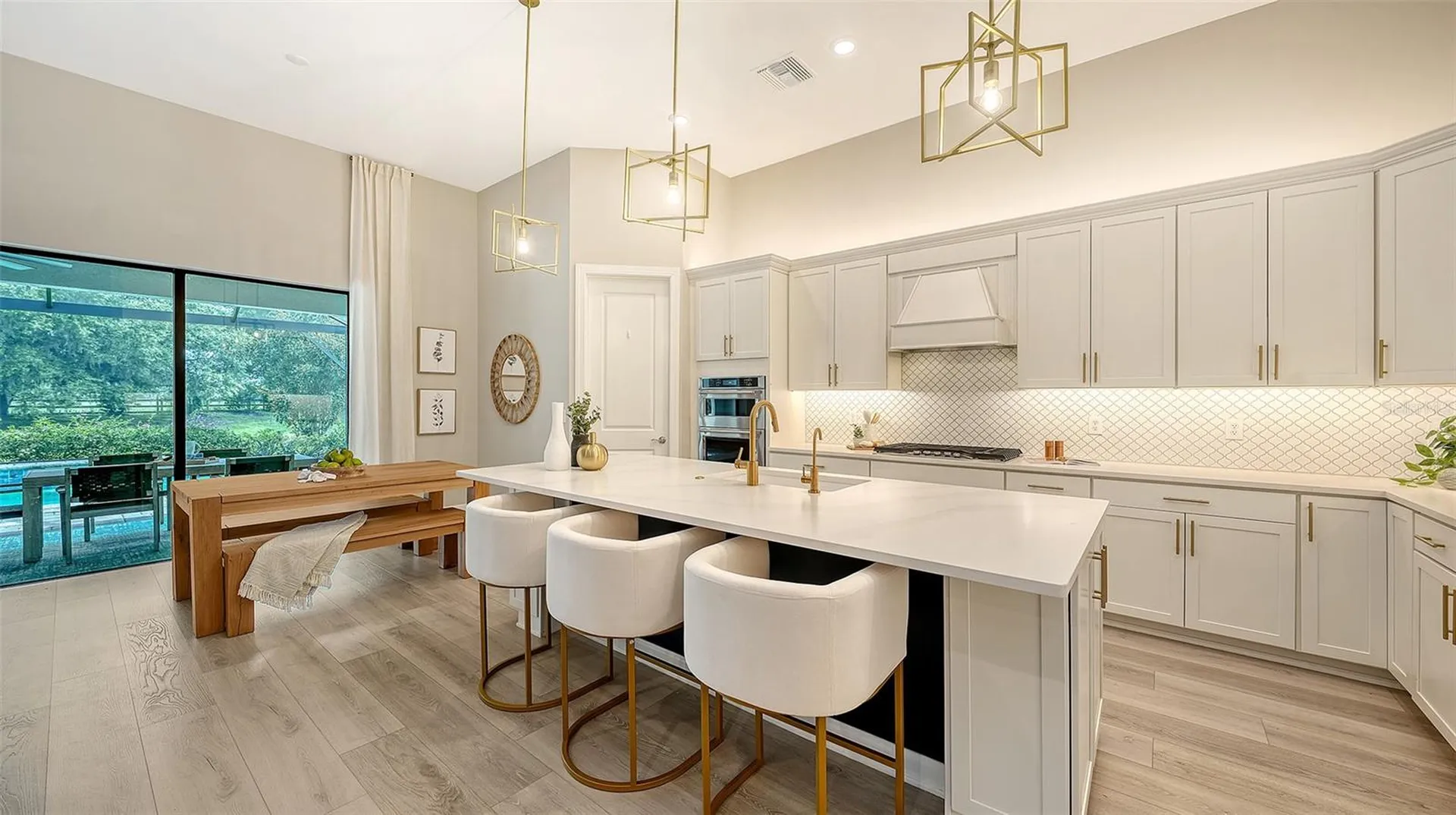 7872 Mainsail Lane Sarasota FL 34240