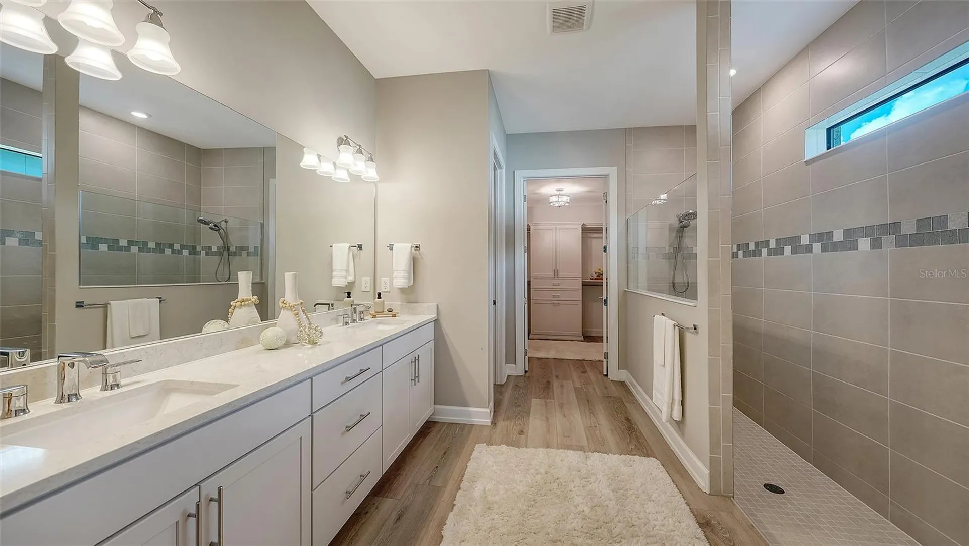 7872 Mainsail Lane Sarasota FL 34240