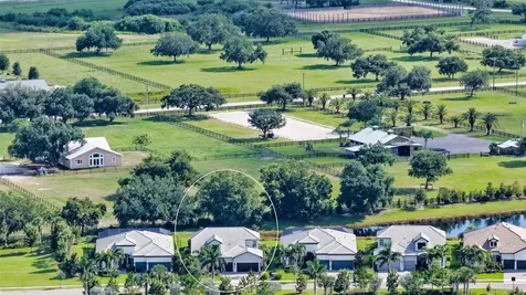 7872 Mainsail Lane Sarasota FL 34240