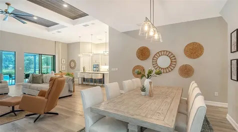 7872 Mainsail Lane Sarasota FL 34240