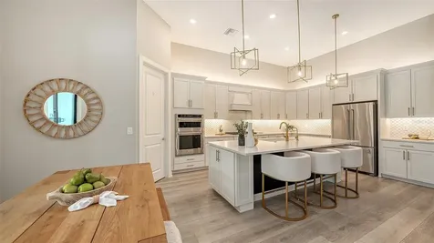 7872 Mainsail Lane Sarasota FL 34240