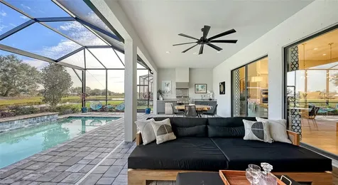 7872 Mainsail Lane Sarasota FL 34240